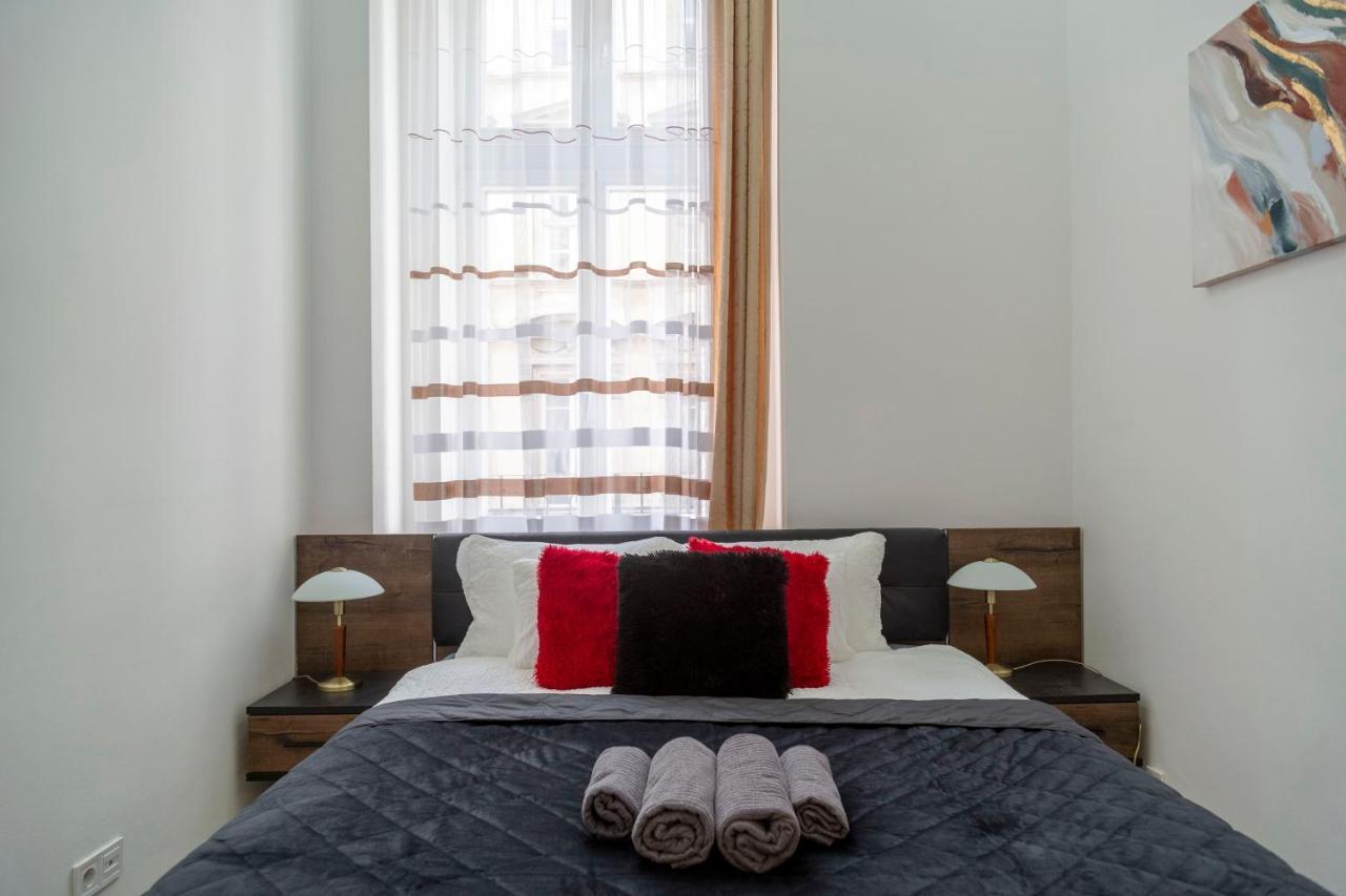 Exclusive Marilyn Apartment In The Heart Of Budapest Budapeste Exterior foto